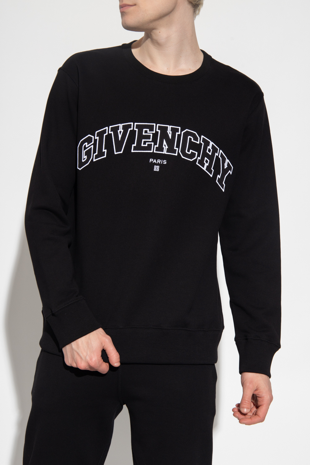 Black givenchy outlet jumper